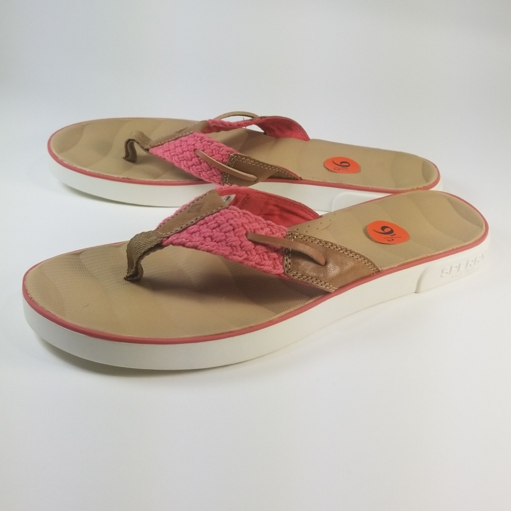 Sperry Women Oar Creek Coral Pink Flip Flop Sandal